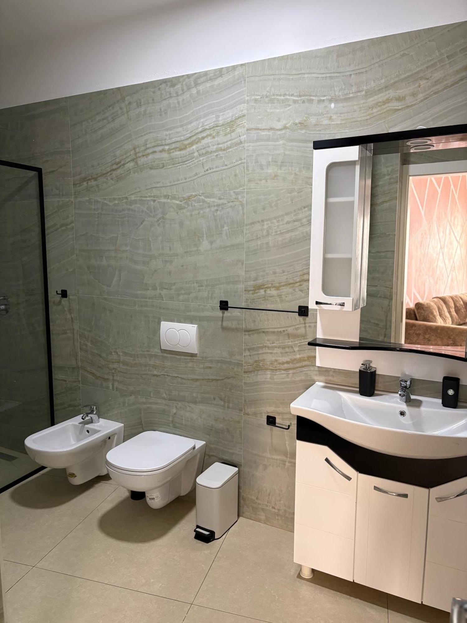Megan Residence - Floor 3 Shëngjin Екстериор снимка